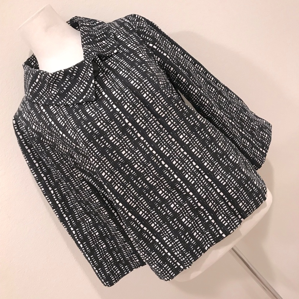 H&M Black and White Abstract Cape Blazer